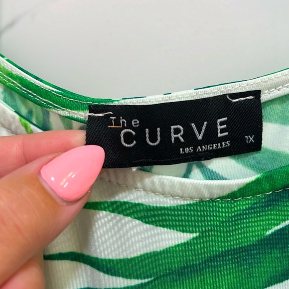 The Curve LA Palm dress - Picture 6 of 11